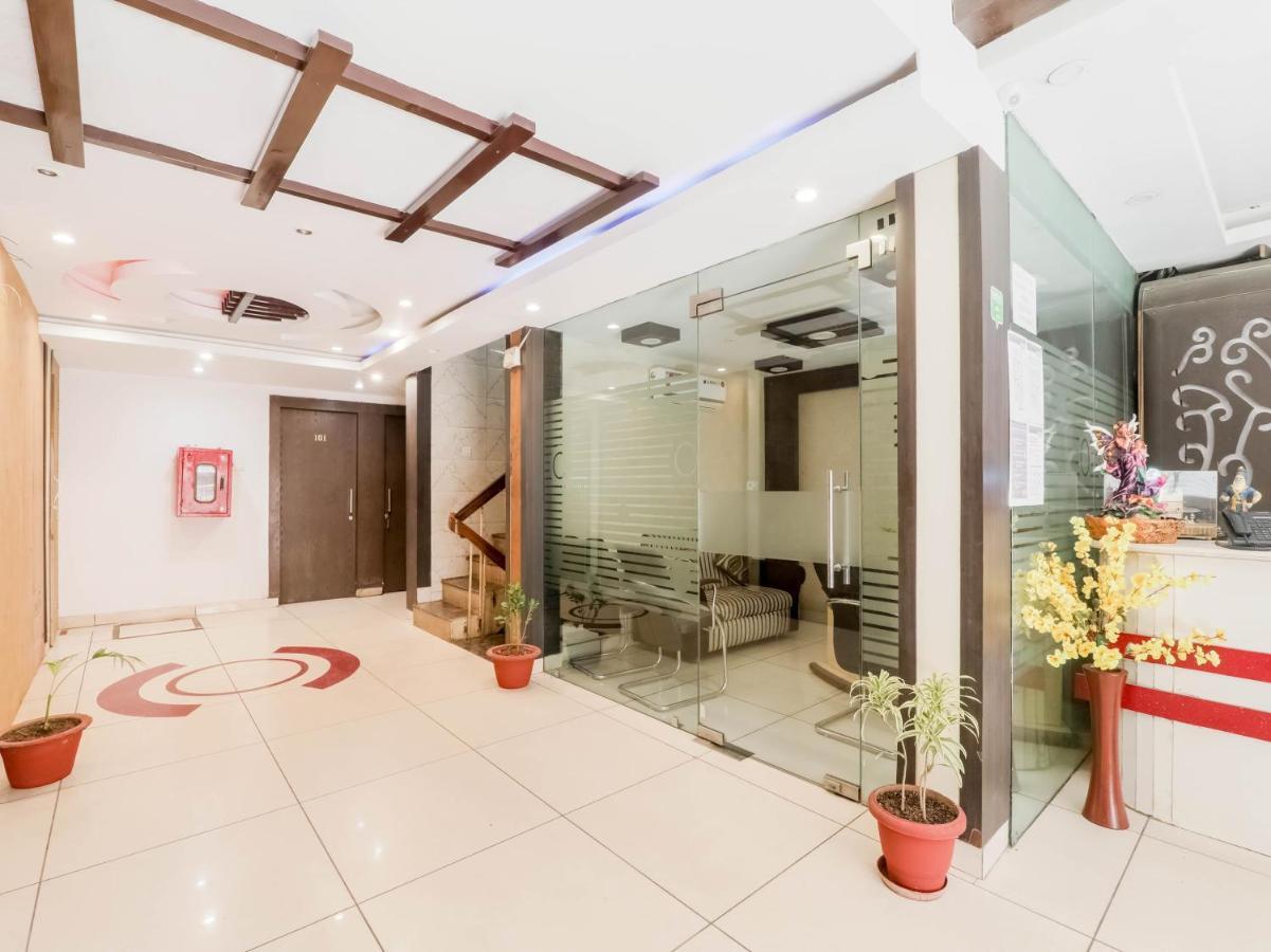 Oyo 79765 Hotel Samrat Lucknow Eksteriør bilde
