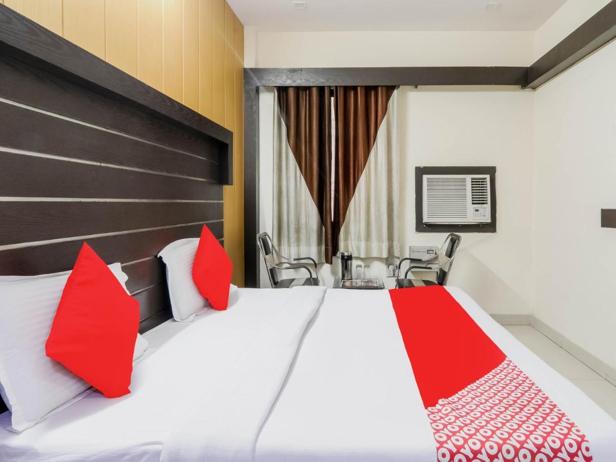 Oyo 79765 Hotel Samrat Lucknow Eksteriør bilde